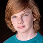 Jackson Unvert در نقش Ginger Twin #2